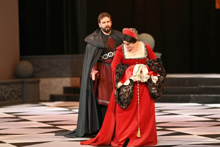 Операта "Ернани"  - постановка на Държавна опера - Русе